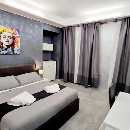 Residenza Vittorio 57 Konukevi 4*