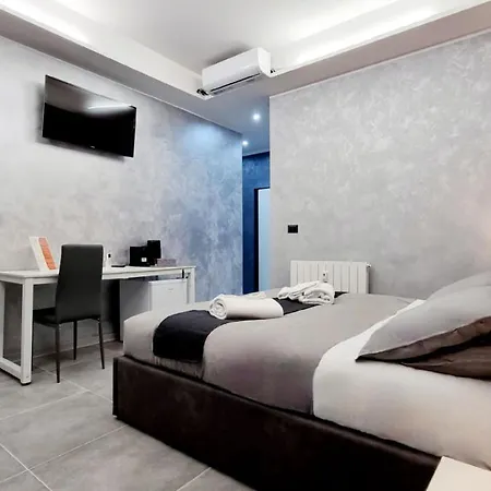 Residenza Vittorio 57 Konukevi 4*